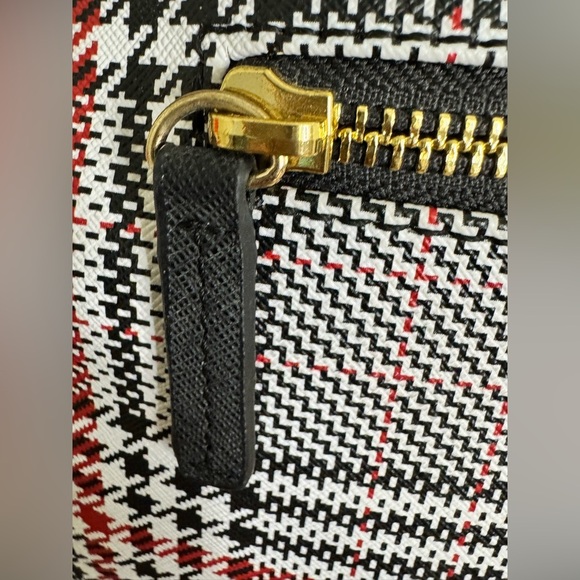 Tommy Hilfiger Mini Plaid Gold Hardware Logo Purse Backpack Summer Getaway Bag - Picture 4 of 6